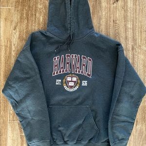 Harvard college sweatshirt hoodie; Gilden Heavy Blend; grey; size medium